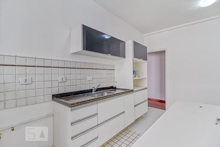 Apartamento para alugar com 115m², 2 quartos e 1 vaga Apartamento para alugar com 115m², 2 quartos e 1 vagaCozinha