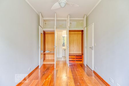 Apartamento para alugar com 115m², 2 quartos e 1 vaga Apartamento para alugar com 115m², 2 quartos e 1 vagaSuíte