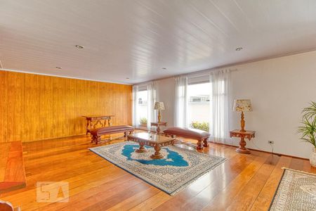 Apartamento para alugar com 115m², 2 quartos e 1 vaga Apartamento para alugar com 115m², 2 quartos e 1 vagaHall