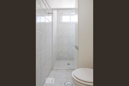 Banheiro de apartamento para alugar com 2 quartos, 64m² em Bela Vista, São Paulo