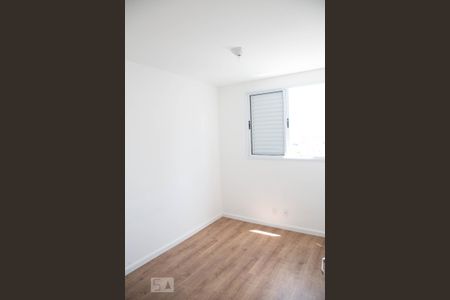 Quarto 1  de apartamento para alugar com 2 quartos, 45m² em Jardim Íris, São Paulo
