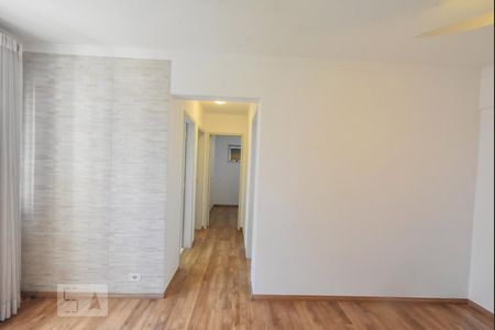Sala de apartamento para alugar com 2 quartos, 51m² em Cidade Monções, São Paulo