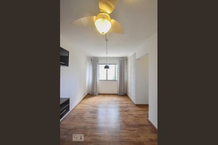 Sala de apartamento para alugar com 2 quartos, 51m² em Cidade Monções, São Paulo