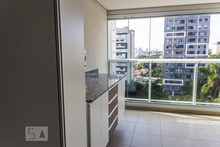Apartamento para alugar com 72m², 2 quartos e 2 vagasSacada - Área de Serviço - Vista a partir da Cozinha