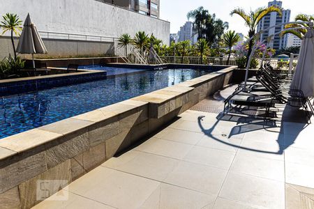 Apartamento para alugar com 72m², 2 quartos e 2 vagasÁrea Comum - Piscina