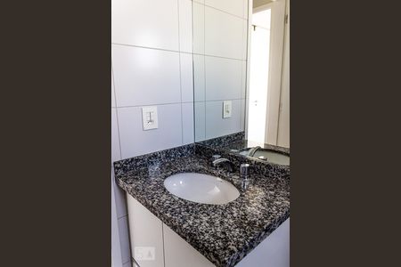 Apartamento para alugar com 72m², 2 quartos e 2 vagasBanheiro