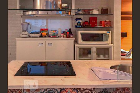 Cozinha de apartamento para alugar com 1 quarto, 58m² em Jardim Vila Mariana, São Paulo