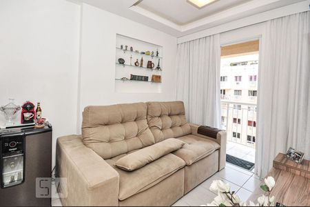 Apartamento à venda com 70m², 3 quartos e 1 vagaSala