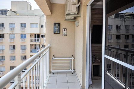 Apartamento à venda com 70m², 3 quartos e 1 vagaVaranda