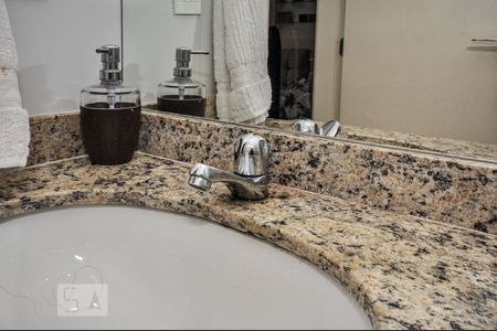 Apartamento à venda com 70m², 3 quartos e 1 vagaBanheiro Social