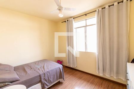 Quarto 1 de apartamento para alugar com 2 quartos, 75m² em Alto Barroca, Belo Horizonte