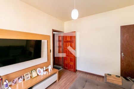 Sala de apartamento para alugar com 2 quartos, 75m² em Alto Barroca, Belo Horizonte