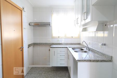 Apartamento à venda com 143m², 3 quartos e 4 vagasCozinha