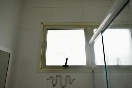 Apartamento à venda com 96m², 2 quartos e 2 vagasBanheiro da Suíte 1