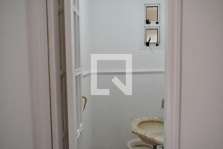 Apartamento à venda com 96m², 2 quartos e 2 vagasLavabo