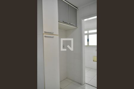 Apartamento à venda com 96m², 2 quartos e 2 vagasCozinha