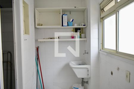 Apartamento à venda com 96m², 2 quartos e 2 vagasÁrea de Serviço