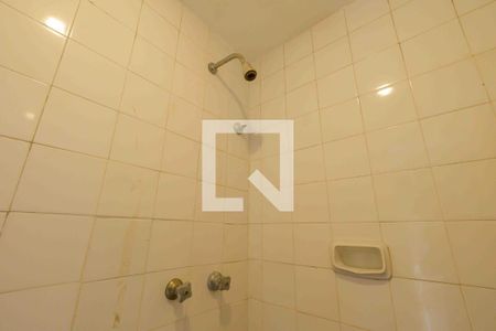 Apartamento à venda com 150m², 2 quartos e 3 vagas Apartamento à venda com 150m², 2 quartos e 3 vagasBanheiro de Serviço