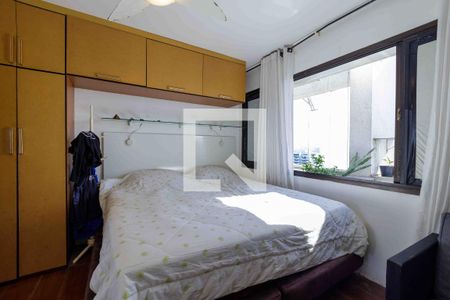 Apartamento à venda com 150m², 2 quartos e 3 vagas Apartamento à venda com 150m², 2 quartos e 3 vagasSuíte