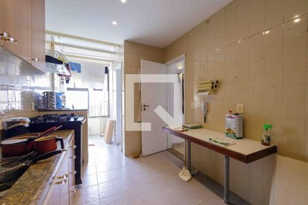 Apartamento à venda com 150m², 2 quartos e 3 vagas Apartamento à venda com 150m², 2 quartos e 3 vagasCozinha
