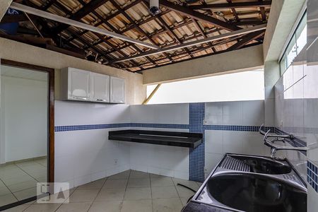 Casa à venda com 533m², 4 quartos e 2 vagasLavanderia