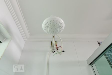 Casa à venda com 533m², 4 quartos e 2 vagasBanheiro de Serviço