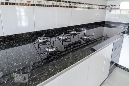 Casa à venda com 533m², 4 quartos e 2 vagasCozinha