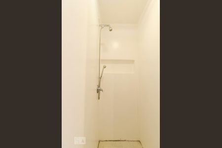 Banheiro de kitnet/studio à venda com 1 quarto, 30m² em Jardim Chácara Inglesa, São Bernardo do Campo