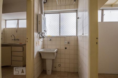Apartamento à venda com 70m², 2 quartos e 1 vagaÁrea de Serviço
