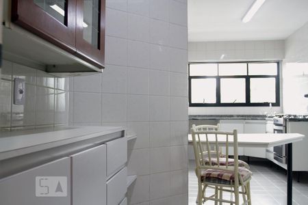 Apartamento para alugar com 98m², 3 quartos e 1 vagaCozinha