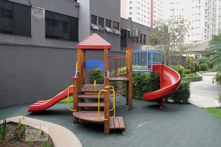 Apartamento para alugar com 98m², 3 quartos e 1 vagaPlayground