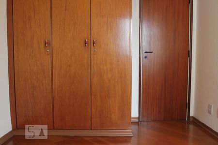 Apartamento para alugar com 98m², 3 quartos e 1 vagaQuarto