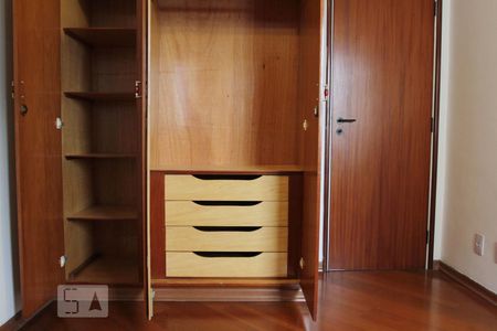 Apartamento para alugar com 98m², 3 quartos e 1 vagaQuarto