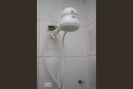 Banheiro de apartamento para alugar com 1 quarto, 51m² em República, São Paulo