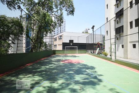 Apartamento à venda com 170m², 3 quartos e 3 vagas Apartamento à venda com 170m², 3 quartos e 3 vagasQuadra