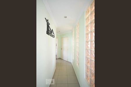 Apartamento à venda com 170m², 3 quartos e 3 vagas Apartamento à venda com 170m², 3 quartos e 3 vagasCorredor