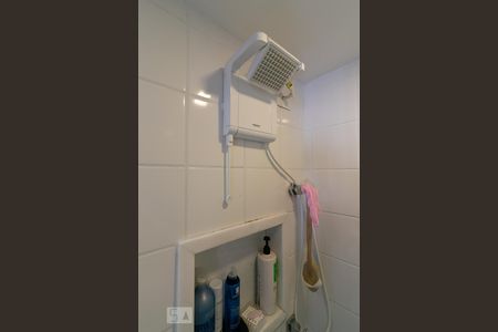 Detalhe do banheiro  de kitnet/studio à venda com 1 quarto, 36m² em Cambuci, São Paulo