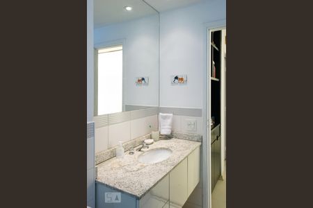 Apartamento para alugar com 97m², 1 quarto e 2 vagasBanheiro Social