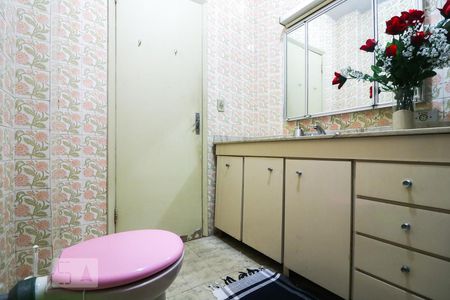 Apartamento para alugar com 115m², 3 quartos e 1 vaga Apartamento para alugar com 115m², 3 quartos e 1 vagaBanheiro 1