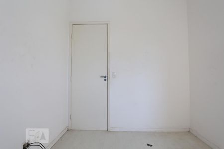 Quarto 1 de apartamento à venda com 3 quartos, 68m² em Jardim Tupanci, Barueri