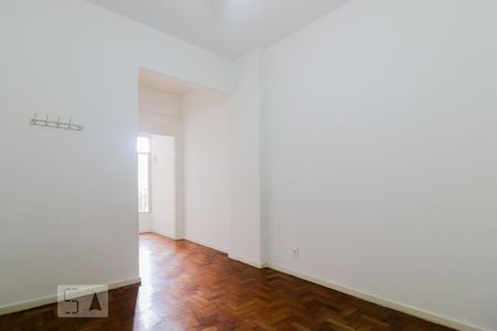 Quarto 1 de apartamento para alugar com 3 quartos, 198m² em Copacabana, Rio de Janeiro