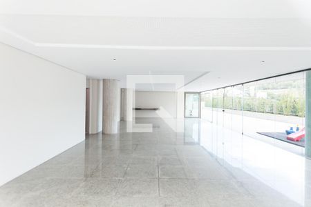 Apartamento à venda com 215m², 4 quartos e 4 vagasÁrea comum