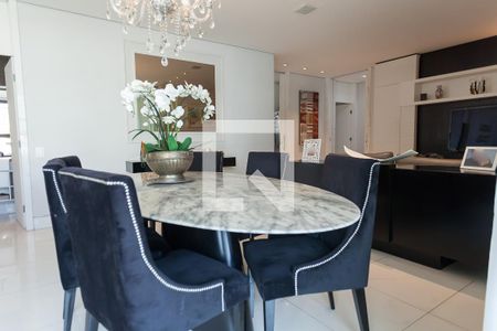 Sala de Jantar de apartamento à venda com 4 quartos, 215m² em Santa Lúcia, Belo Horizonte