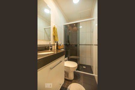 Apartamento à venda com 68m², 2 quartos e 1 vaga Apartamento à venda com 68m², 2 quartos e 1 vagaBanheiro Suite