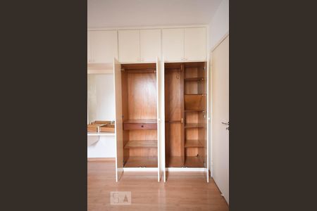 Armário do quarto 1 de apartamento à venda com 2 quartos, 69m² em Real Parque, São Paulo