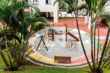 Apartamento para alugar com 69m², 3 quartos e 1 vagaÁrea comum - Playground