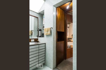 Apartamento à venda com 200m², 3 quartos e 1 vaga Apartamento à venda com 200m², 3 quartos e 1 vagaSuíte - Banheiro - 2 Andar