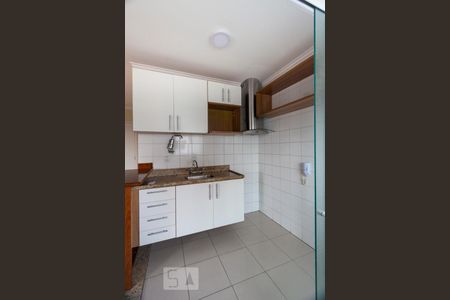 Cozinha de apartamento para alugar com 2 quartos, 78m² em Vila Guarani (z Sul), São Paulo