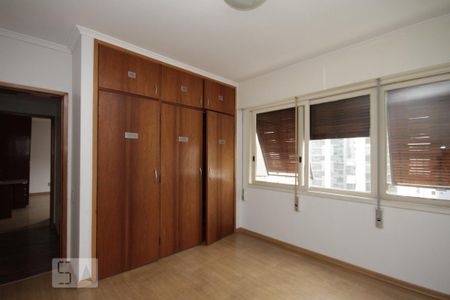 Apartamento à venda com 150m², 3 quartos e 2 vagasQuarto 2