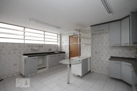 Apartamento à venda com 150m², 3 quartos e 2 vagasCozinha